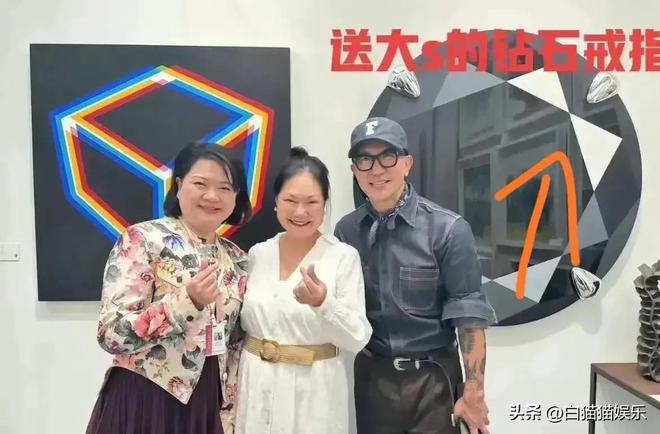 具俊晔将亲自为大S设计雕像王伟忠劝其放下。(图4)